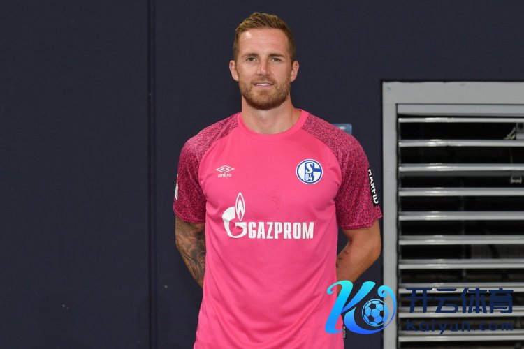 德媒：遭沙尔克责问向媒体裸露音信世界买球体育信息，门将费尔曼考虑告状受到降低